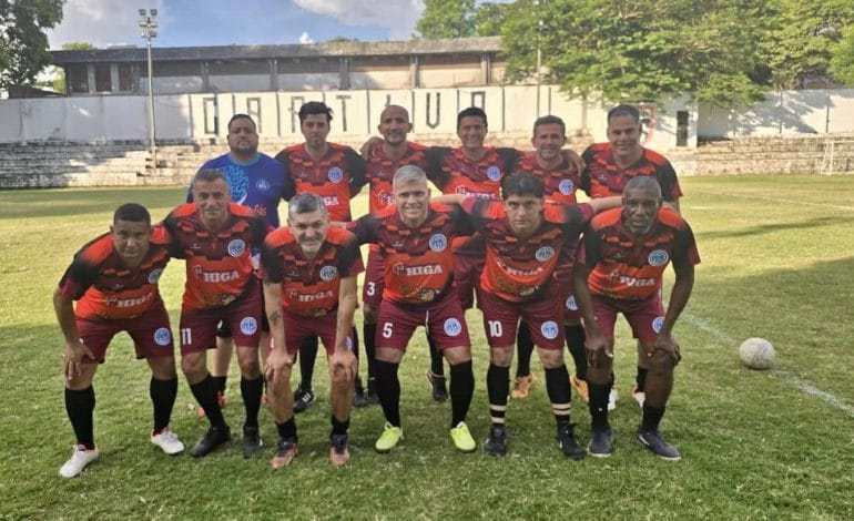 Veteranos da AABB Bela Vista vencem amistoso histórico contra ex-jogadores da seleção paraguaia