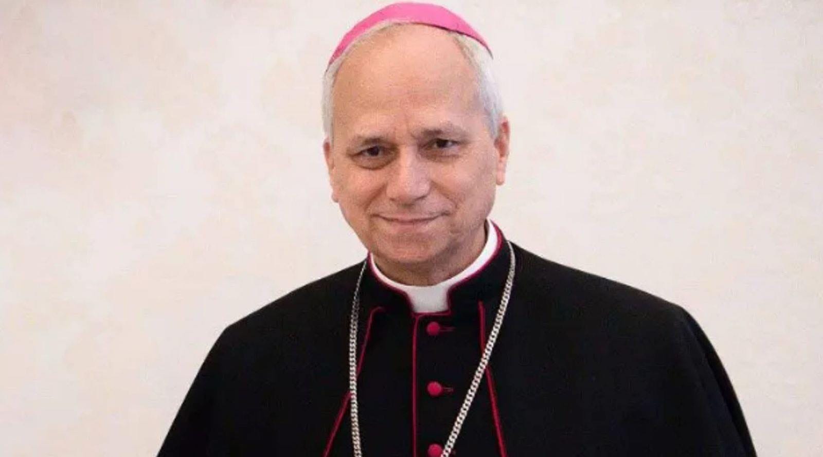 Cardeal norte-americano Robert Prevost é o novo papa, confira