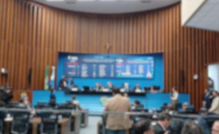 Políticos podem ser obrigados a fazer exame toxicológico para tomar posse