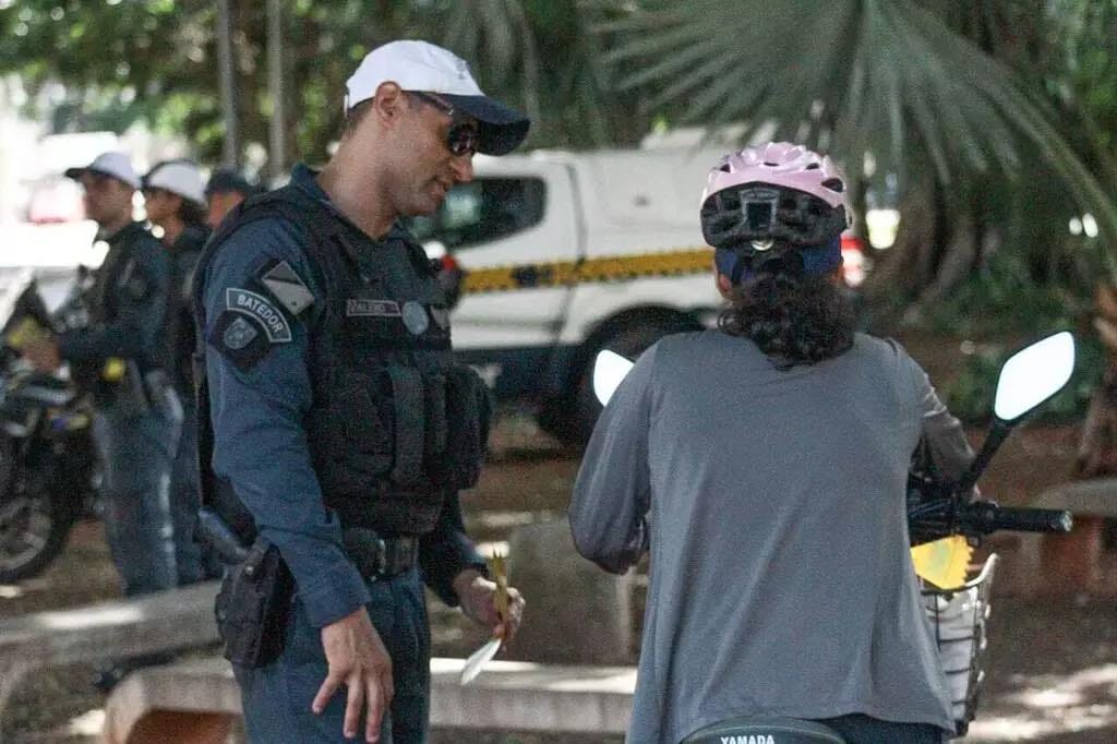 Acabou o aviso: multas para ciclomotores valem a partir de hoje