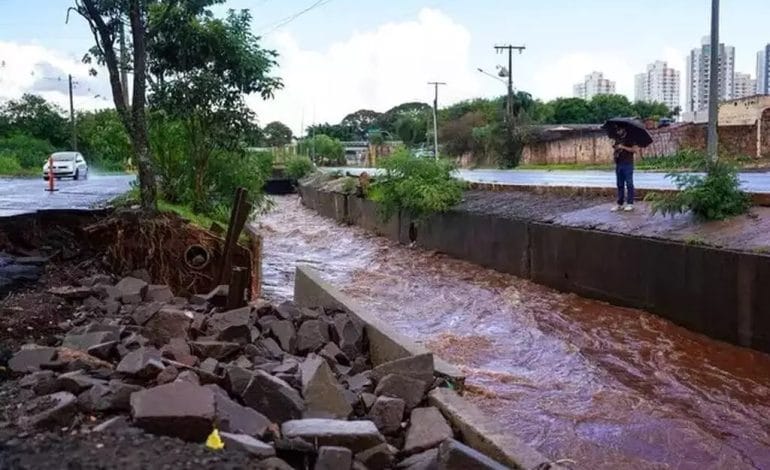 Meteorologia renova alerta de tempestade em MS até sexta-feira