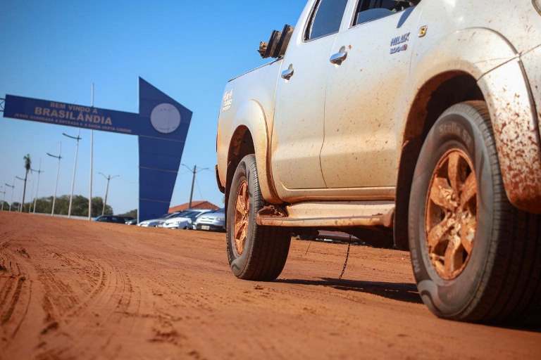Para desenvolvimento logístico de MS, Governo do Estado implanta e pavimenta MS-040 e entrega obras em Brasilândia