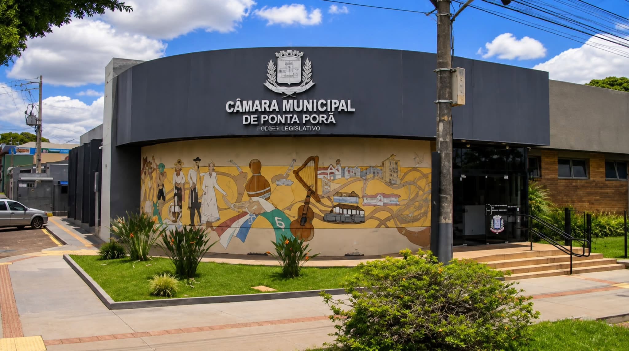 Câmara de Ponta Porã abre concurso com salários de até R$ 8 mil