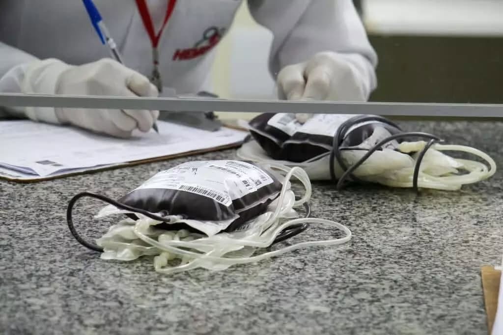 Tattoo, piercing e idade: novas regras para doação de sangue já valem em MS